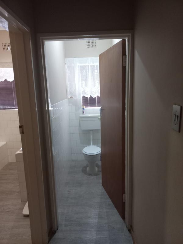 6 Bedroom Property for Sale in Klawer Western Cape